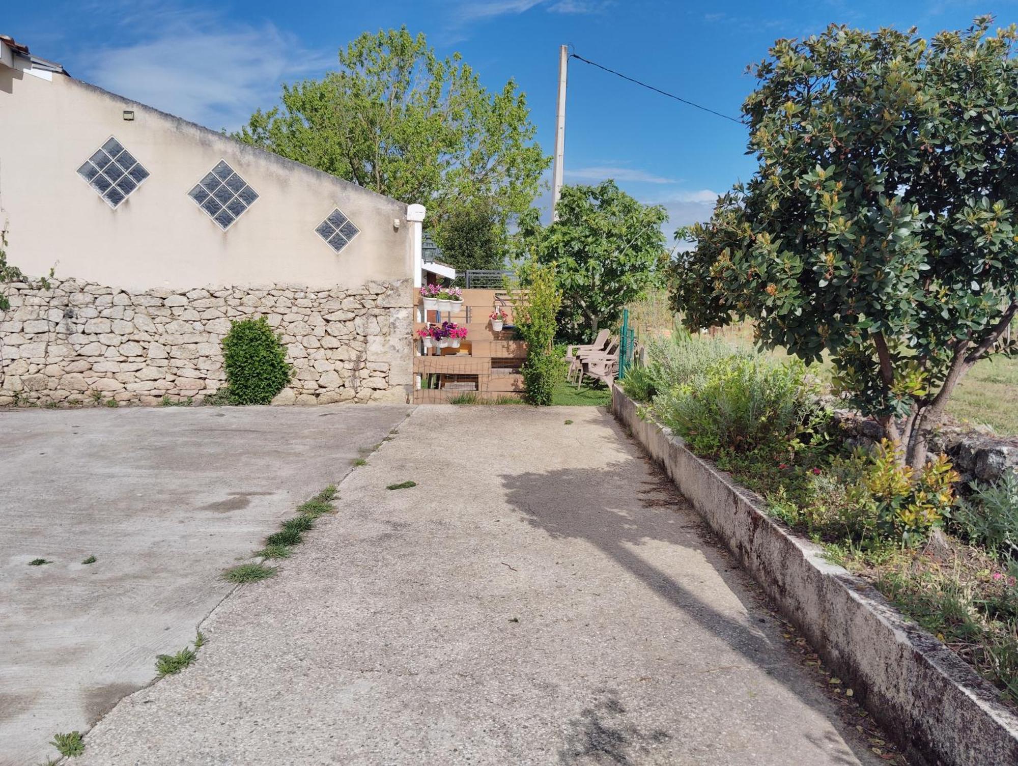 Gite L'Edenwine Doulezon Екстериор снимка